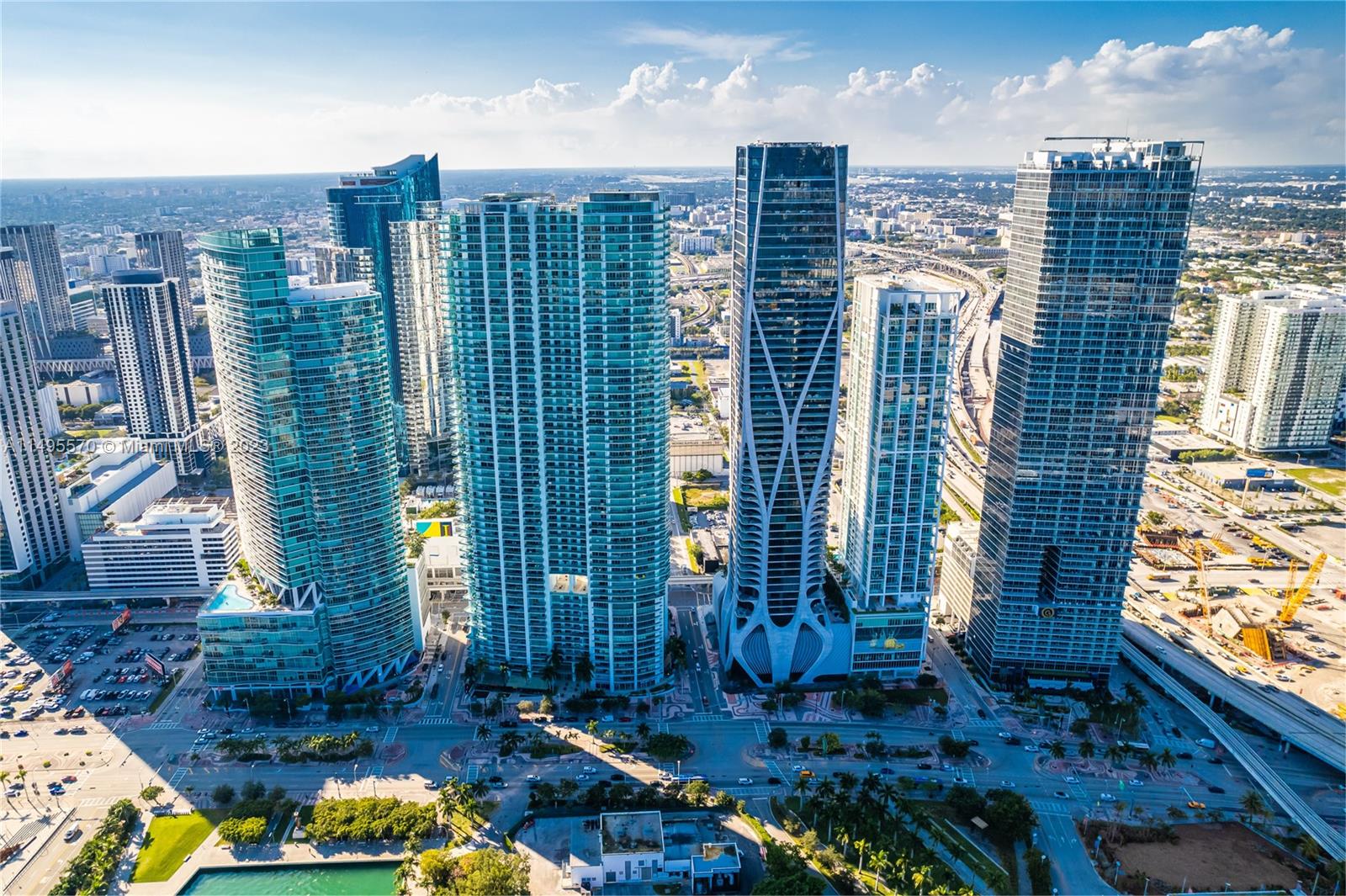 1000 Biscayne Blvd 4902, Miami, Florida 33132, 4 Bedrooms Bedrooms, ,5 BathroomsBathrooms,Residentiallease,For Rent,1000 Biscayne Blvd 4902,A11495570