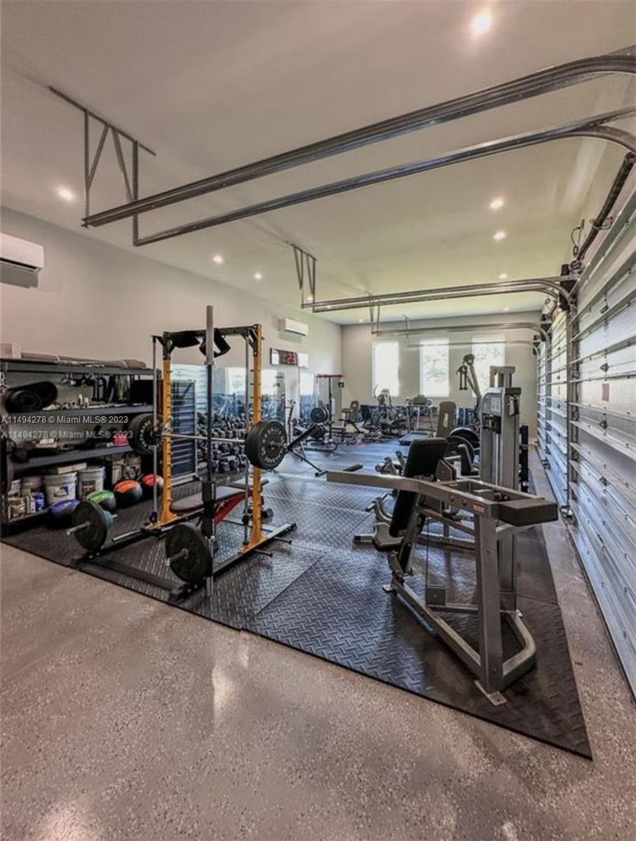 3040 128th Ave, Miami, FL, 33175 United States, 5 Bedrooms Bedrooms, ,6 BathroomsBathrooms,Residential,For Sale,128th Ave,A11494278