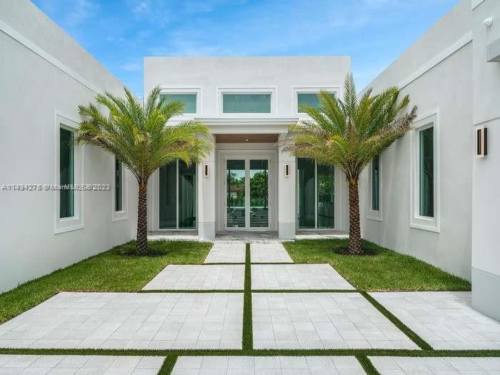 3040 128th Ave, Miami, FL, 33175 United States, 5 Bedrooms Bedrooms, ,6 BathroomsBathrooms,Residential,For Sale,128th Ave,A11494278