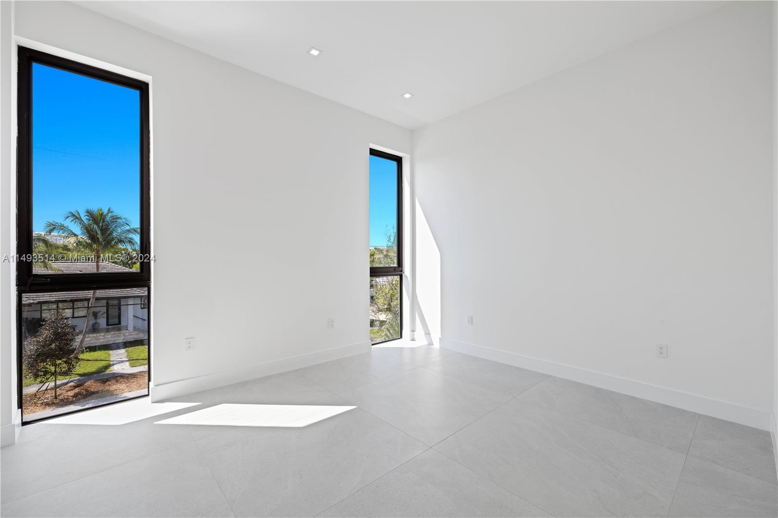 1925 Hibiscus Dr, North Miami, FL, 33181 United States, 6 Bedrooms Bedrooms, ,5 BathroomsBathrooms,Residential,For Sale,Hibiscus Dr,A11493514