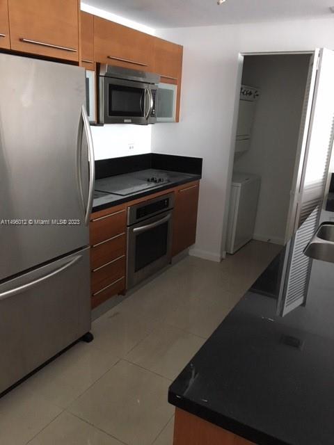 Miami, Florida 33132, 2 Bedrooms Bedrooms, ,2 BathroomsBathrooms,Residentiallease,For Rent,A11496012