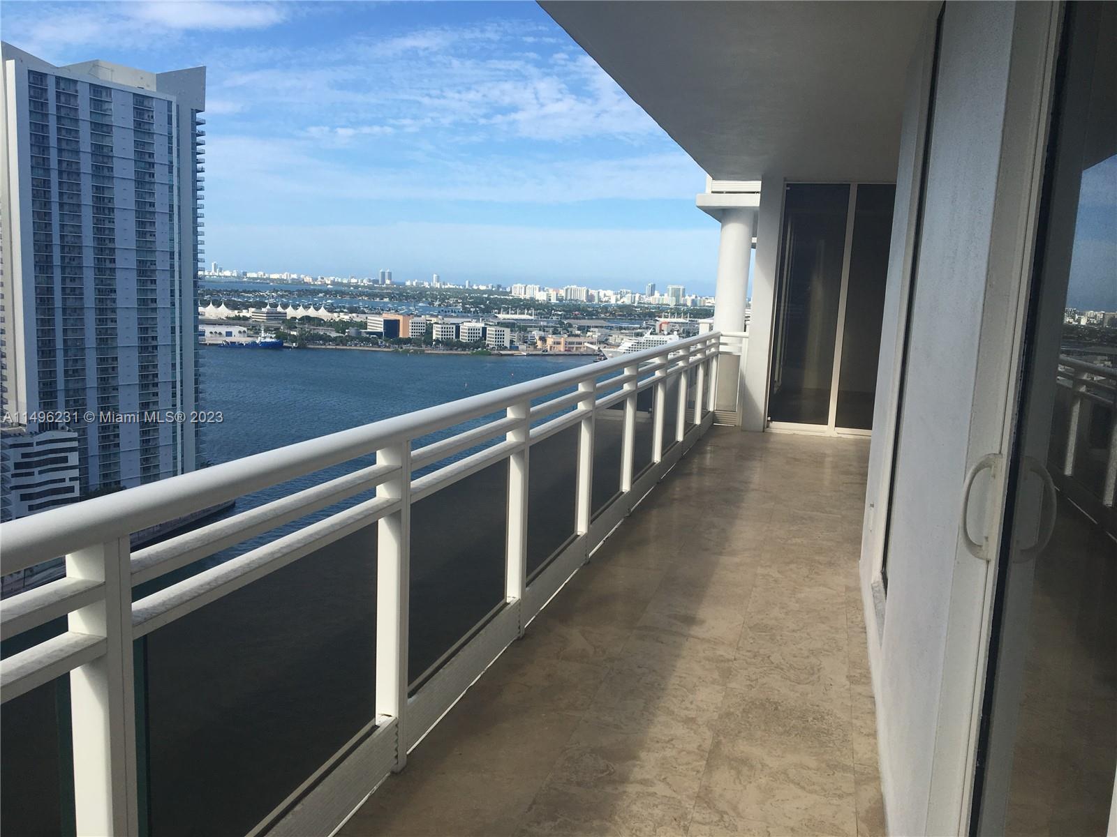 SPECTACULAR BAY VIEWS from this 27th-floor apartment at the luxurious CARBONELL on exclusive Brickell Key!!! 2BED/2.5 BATH over 1500 sq. ft under A/C. -HUGE BALCONY -- "COMPLETELY NEW WHITE KITCHEN" --" NEW APPLIANCES" --"NEW WHITE CUSTOMS CLOSETS" and some more details. THE UNIT IS READY TO MOVE IN.--- All rooms have access to the oversized balcony. Marble floors throughout the apartment, 1 PARKING.- NO PETS --CARBONELL offers a State-of-the-Art 2-story gym, racquetball court, basketball court, resort-style pool deck with BBQ area, and two tennis courts, golf putting area, kids rooms, party room, conference room, concierge, free valet for all guests. Enjoy the constant activity of boats and ships from the Miami River. Views of Biscayne Blvd, Port of Miami, and Miami Beach.