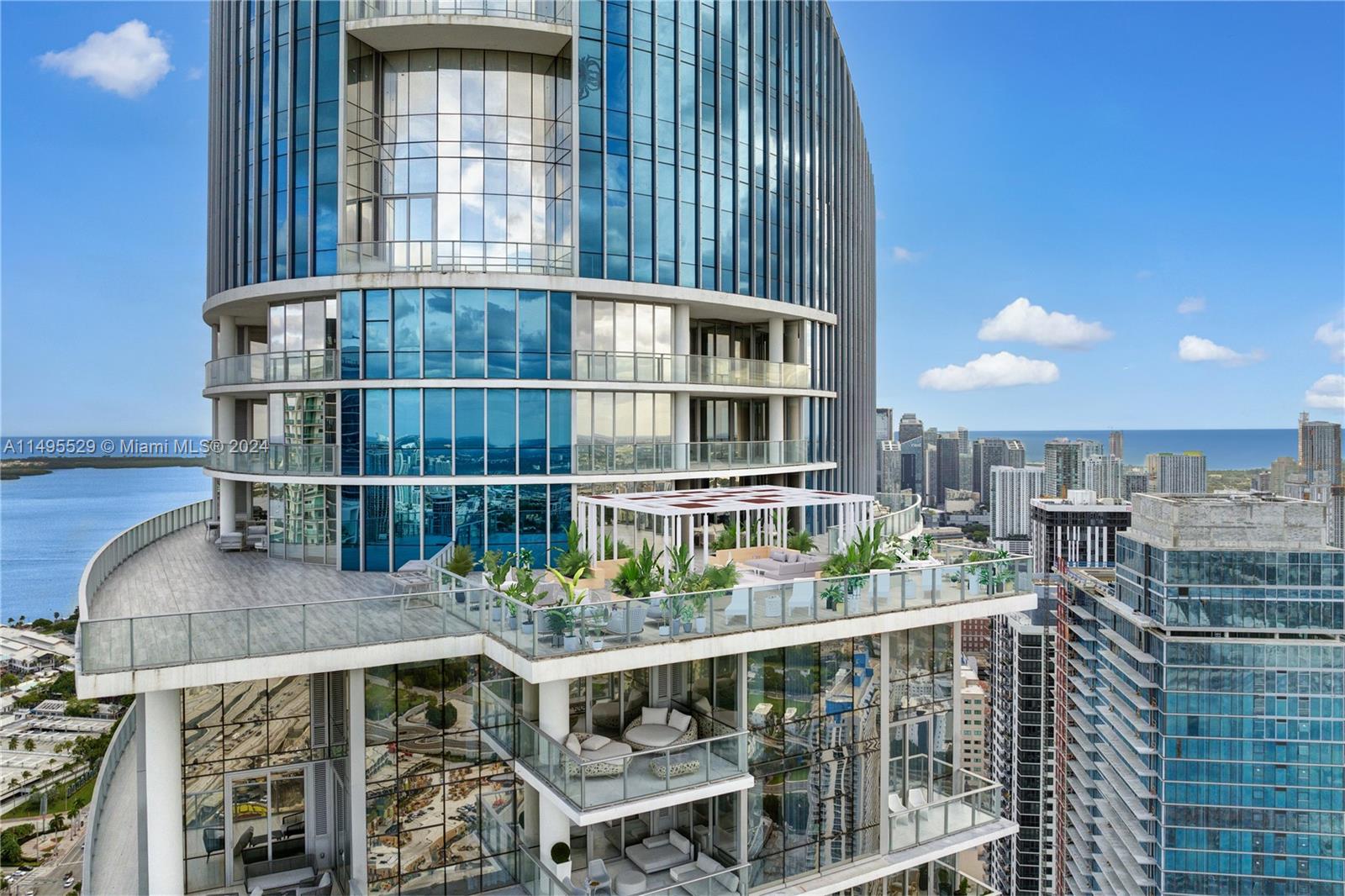 851 NE 1st Ave 5202, Miami, Florida 33132, 4 Bedrooms Bedrooms, ,5 BathroomsBathrooms,Residential,For Sale,851 NE 1st Ave 5202,A11495529