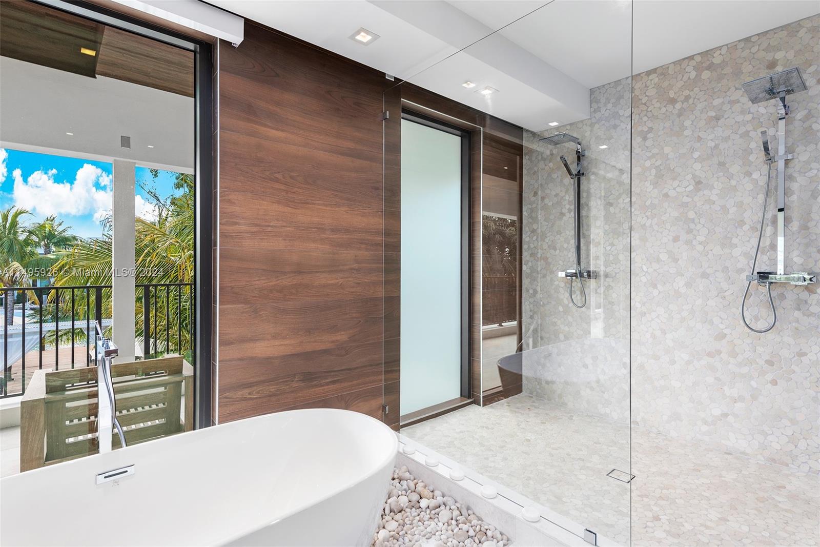 3734 Chase Ave, Miami Beach, FL, 33140 United States, 8 Bedrooms Bedrooms, ,8 BathroomsBathrooms,Residential,For Sale,Chase Ave,A11495926