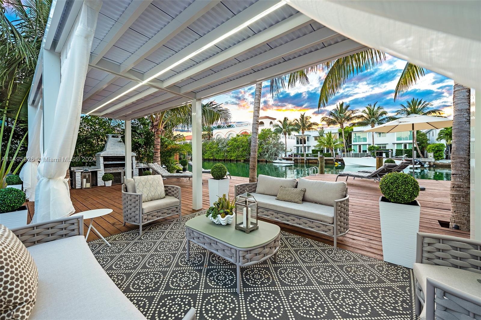 3734 Chase Ave, Miami Beach, FL, 33140 United States, 8 Bedrooms Bedrooms, ,8 BathroomsBathrooms,Residential,For Sale,Chase Ave,A11495926