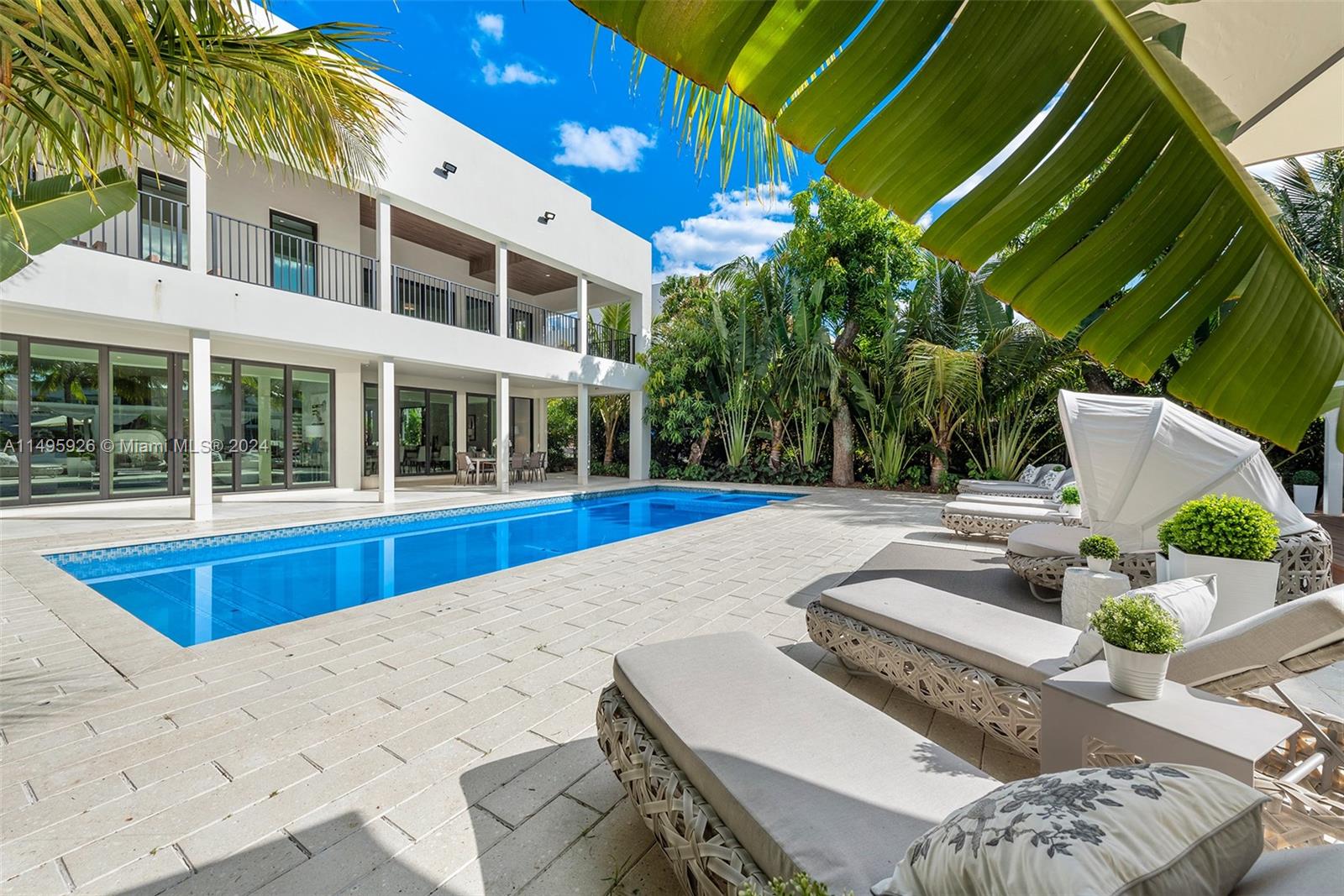 3734 Chase Ave, Miami Beach, FL, 33140 United States, 8 Bedrooms Bedrooms, ,8 BathroomsBathrooms,Residential,For Sale,Chase Ave,A11495926