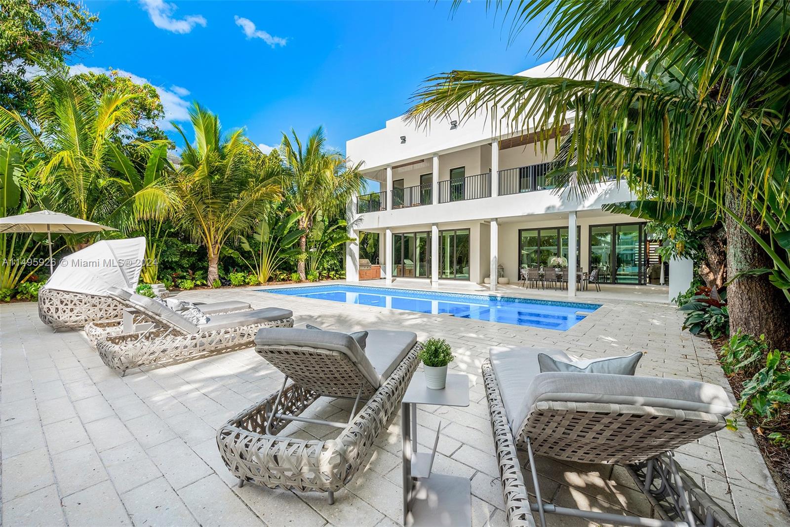 3734 Chase Ave, Miami Beach, FL, 33140 United States, 8 Bedrooms Bedrooms, ,8 BathroomsBathrooms,Residential,For Sale,Chase Ave,A11495926