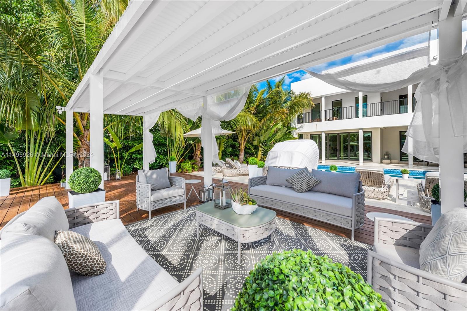 3734 Chase Ave, Miami Beach, FL, 33140 United States, 8 Bedrooms Bedrooms, ,8 BathroomsBathrooms,Residential,For Sale,Chase Ave,A11495926