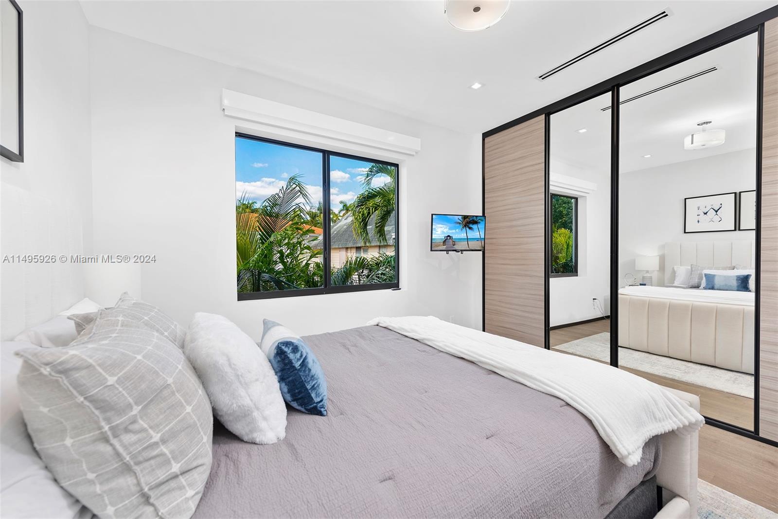 3734 Chase Ave, Miami Beach, FL, 33140 United States, 8 Bedrooms Bedrooms, ,8 BathroomsBathrooms,Residential,For Sale,Chase Ave,A11495926