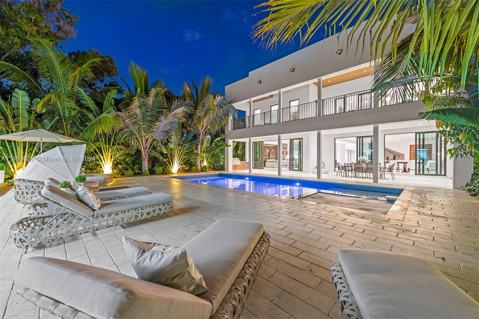 3734 Chase Ave, Miami Beach, FL, 33140 United States, 8 Bedrooms Bedrooms, ,8 BathroomsBathrooms,Residential,For Sale,Chase Ave,A11495926