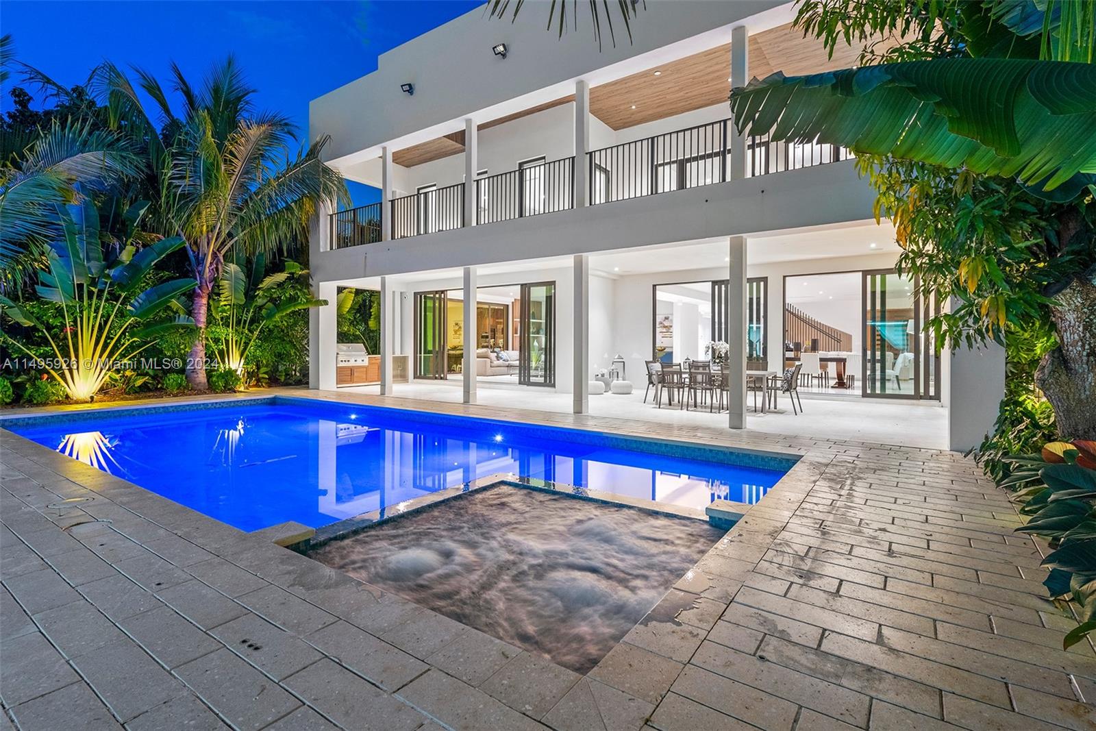 3734 Chase Ave, Miami Beach, FL, 33140 United States, 8 Bedrooms Bedrooms, ,8 BathroomsBathrooms,Residential,For Sale,Chase Ave,A11495926