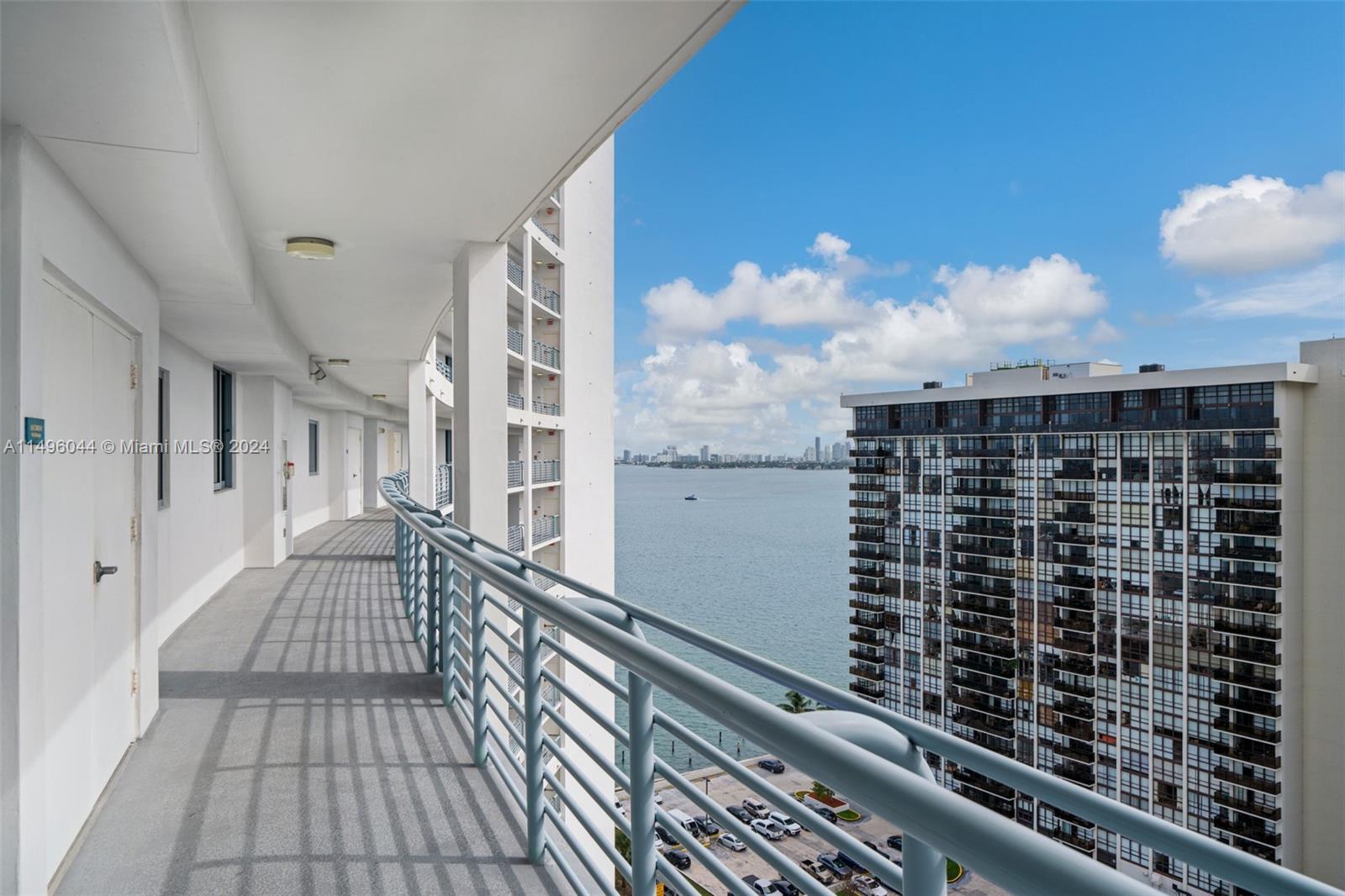 601 NE 36th St 1704, Miami, Florida 33137, 2 Bedrooms Bedrooms, ,2 BathroomsBathrooms,Residential,For Sale,601 NE 36th St 1704,A11496044