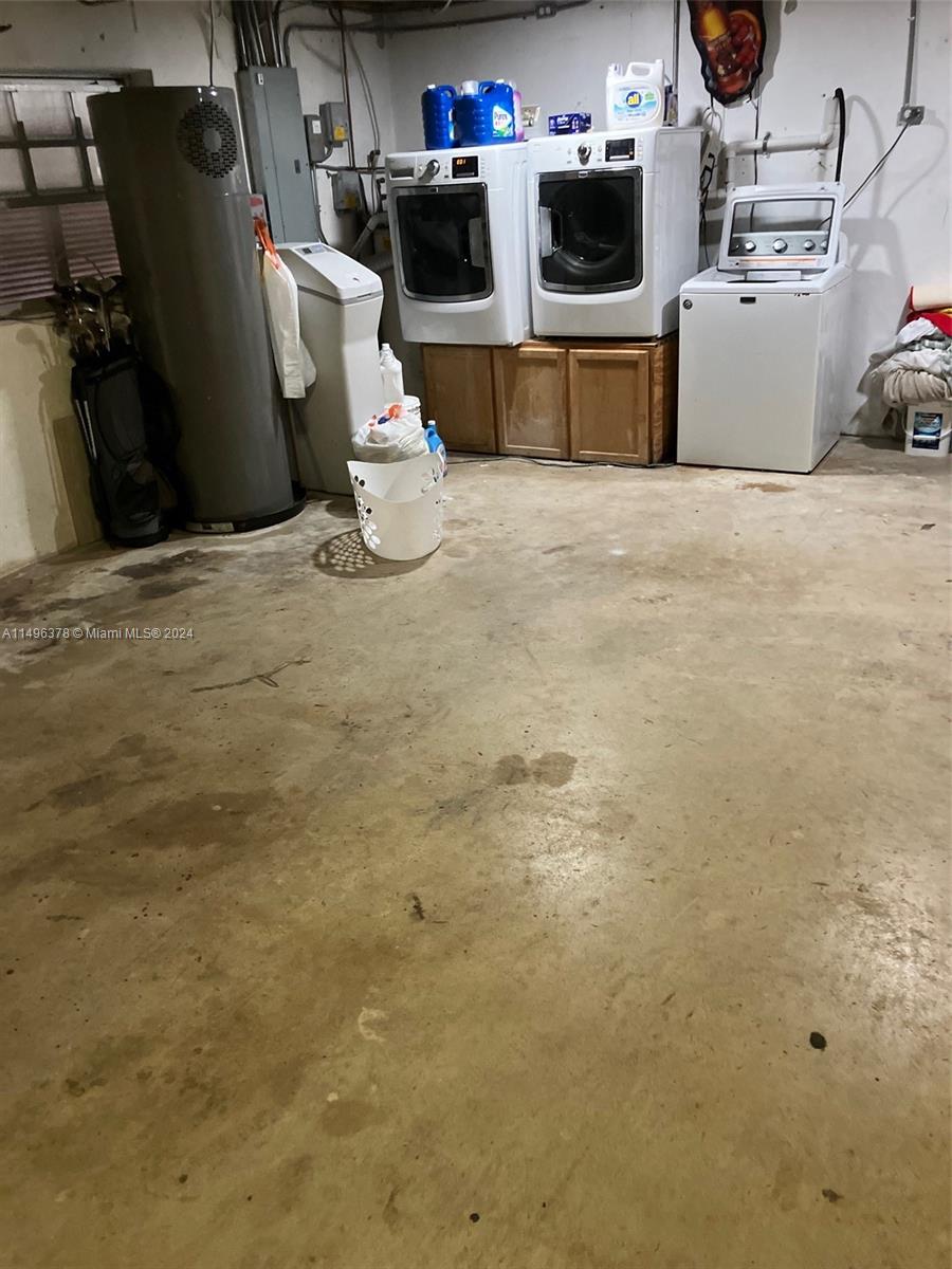 155 NE 163rd St, Miami, Florida 33162, 5 Bedrooms Bedrooms, ,5 BathroomsBathrooms,Residential,For Sale,155 NE 163rd St,A11496378
