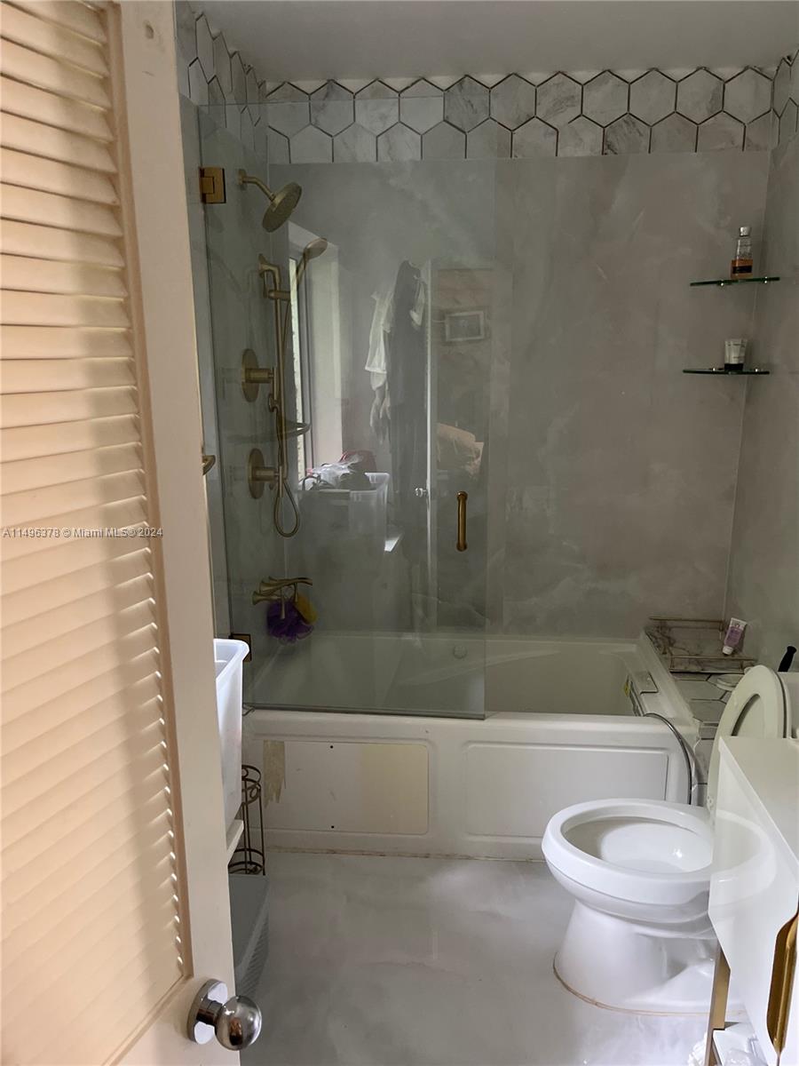 155 NE 163rd St, Miami, Florida 33162, 5 Bedrooms Bedrooms, ,5 BathroomsBathrooms,Residential,For Sale,155 NE 163rd St,A11496378