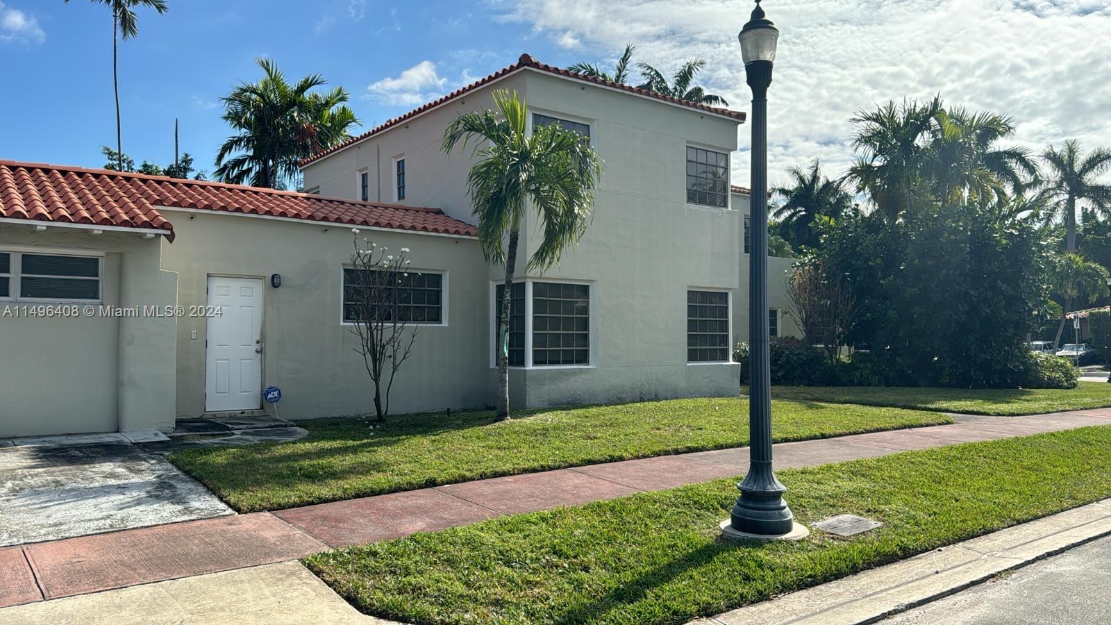 107 Rivo Alto Dr, Miami Beach, FL, 33139 United States, 3 Bedrooms Bedrooms, ,3 BathroomsBathrooms,Residential,For Sale,Rivo Alto Dr,A11496408