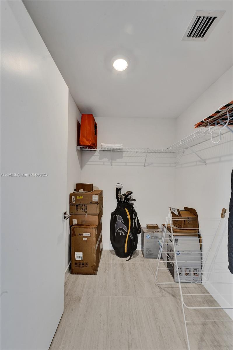 Closet