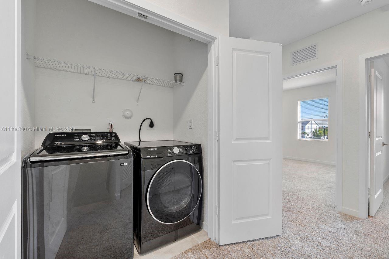 1824 SE 9th Ave, Homestead, Florida 33034, 3 Bedrooms Bedrooms, ,2 BathroomsBathrooms,Residential,For Sale,1824 SE 9th Ave,A11496390