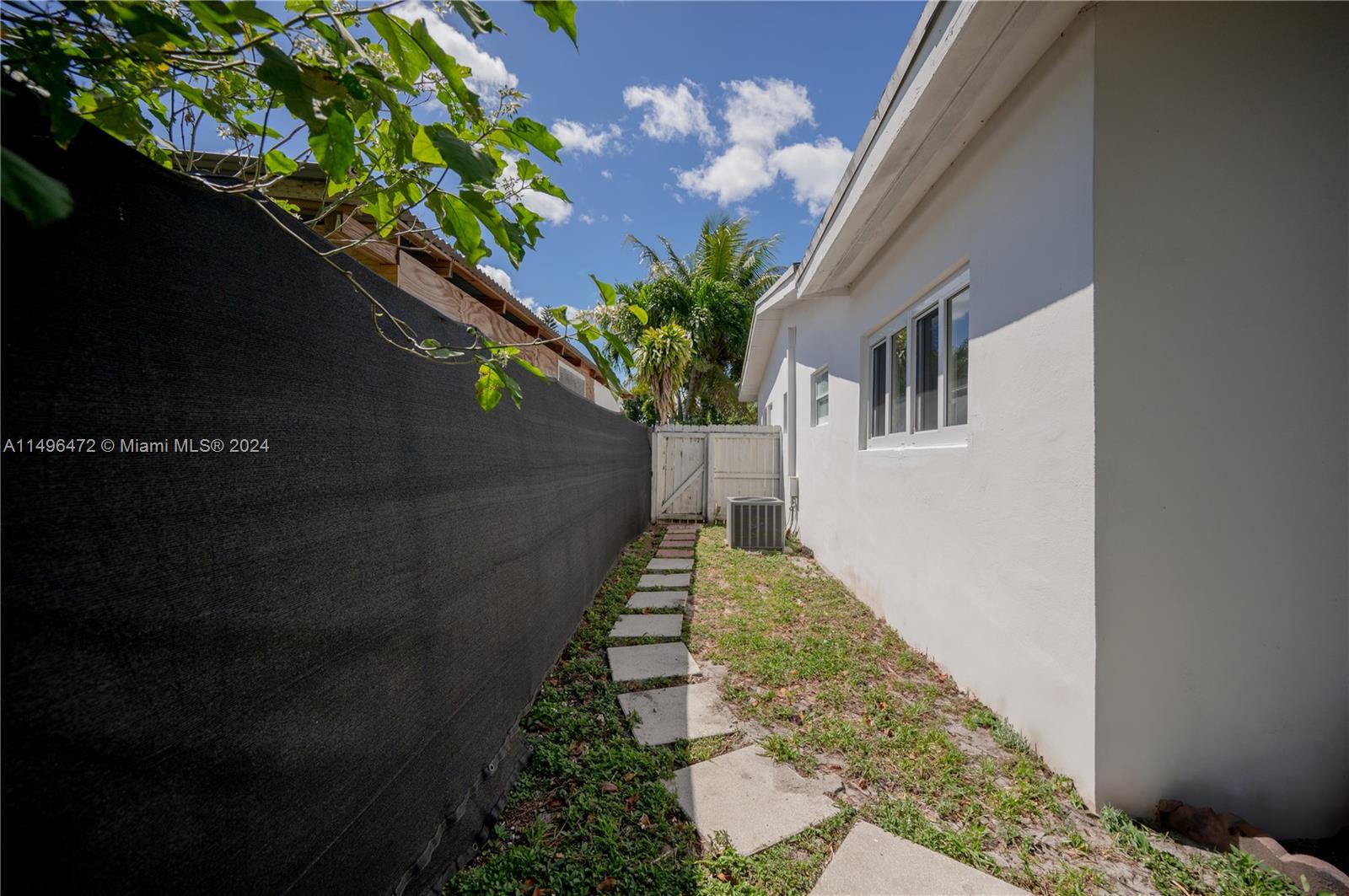 305 NW 122nd St, North Miami, Florida 33168, 2 Bedrooms Bedrooms, ,2 BathroomsBathrooms,Residential,For Sale,305 NW 122nd St,A11496472
