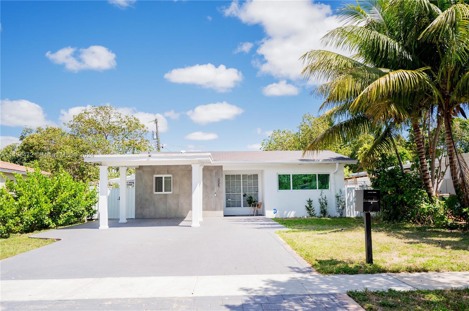 305 NW 122nd St, North Miami, Florida 33168, 2 Bedrooms Bedrooms, ,2 BathroomsBathrooms,Residential,For Sale,305 NW 122nd St,A11496472