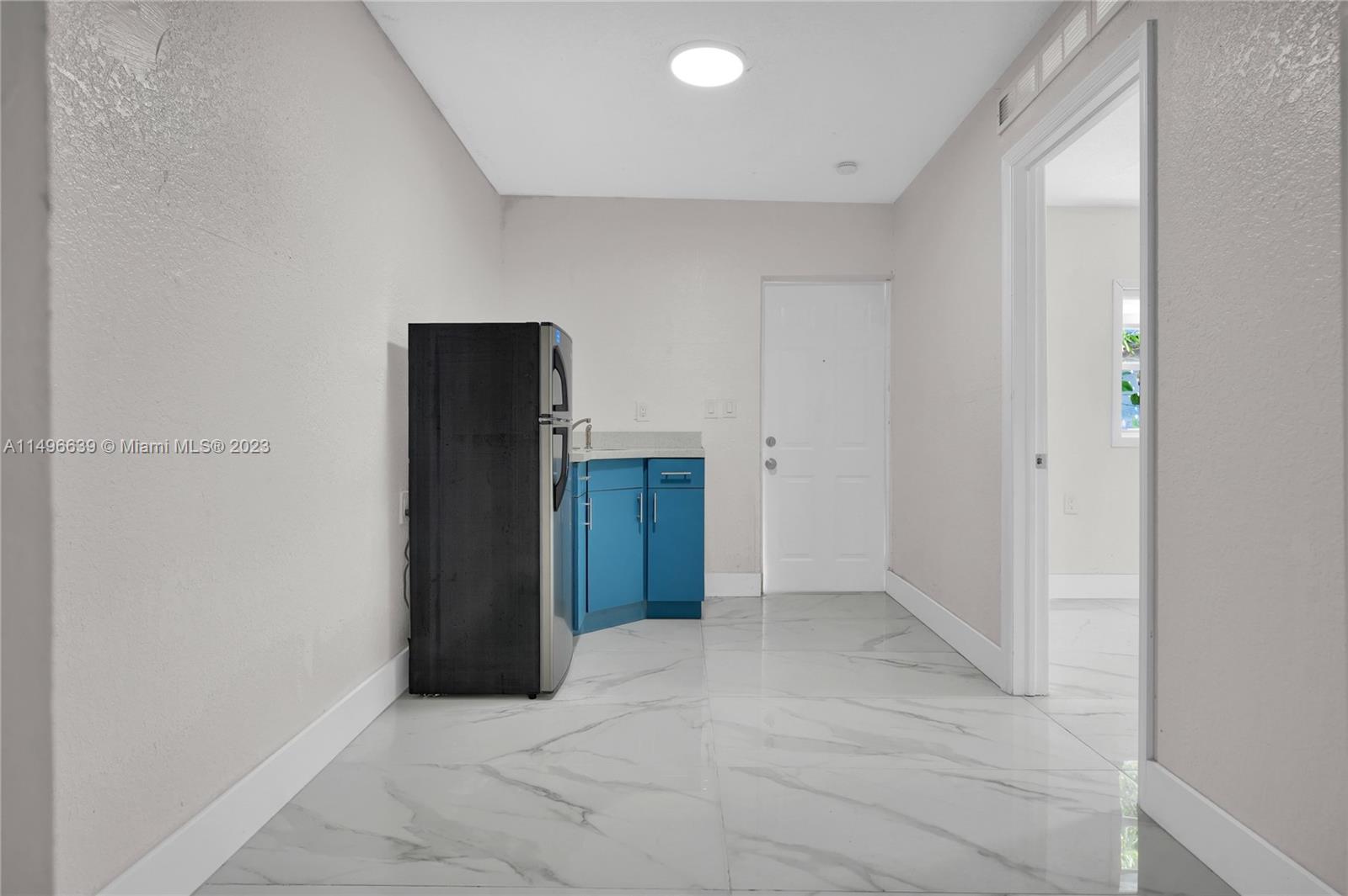 271 NW 82 st 1, Miami Shores, Florida 33150, 1 Bedroom Bedrooms, ,1 BathroomBathrooms,Residentiallease,For Rent,271 NW 82 st 1,A11496639