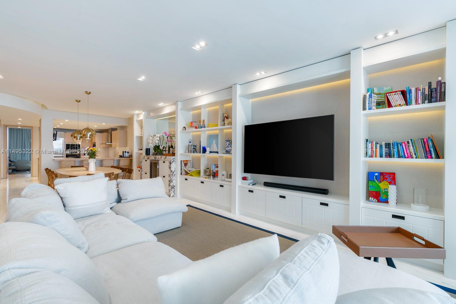 17121 Collins Ave, Sunny Isles Beach, FL, 33160 United States, 3 Bedrooms Bedrooms, ,3 BathroomsBathrooms,Residential,For Sale,Collins Ave,A11495322