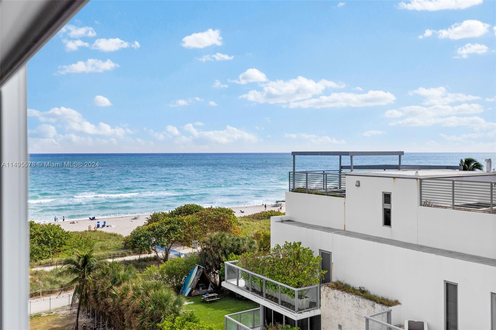 9511 Collins Ave 605, Surfside, Florida 33154, 1 Bedroom Bedrooms, ,1 BathroomBathrooms,Residential,For Sale,9511 Collins Ave 605,A11495578
