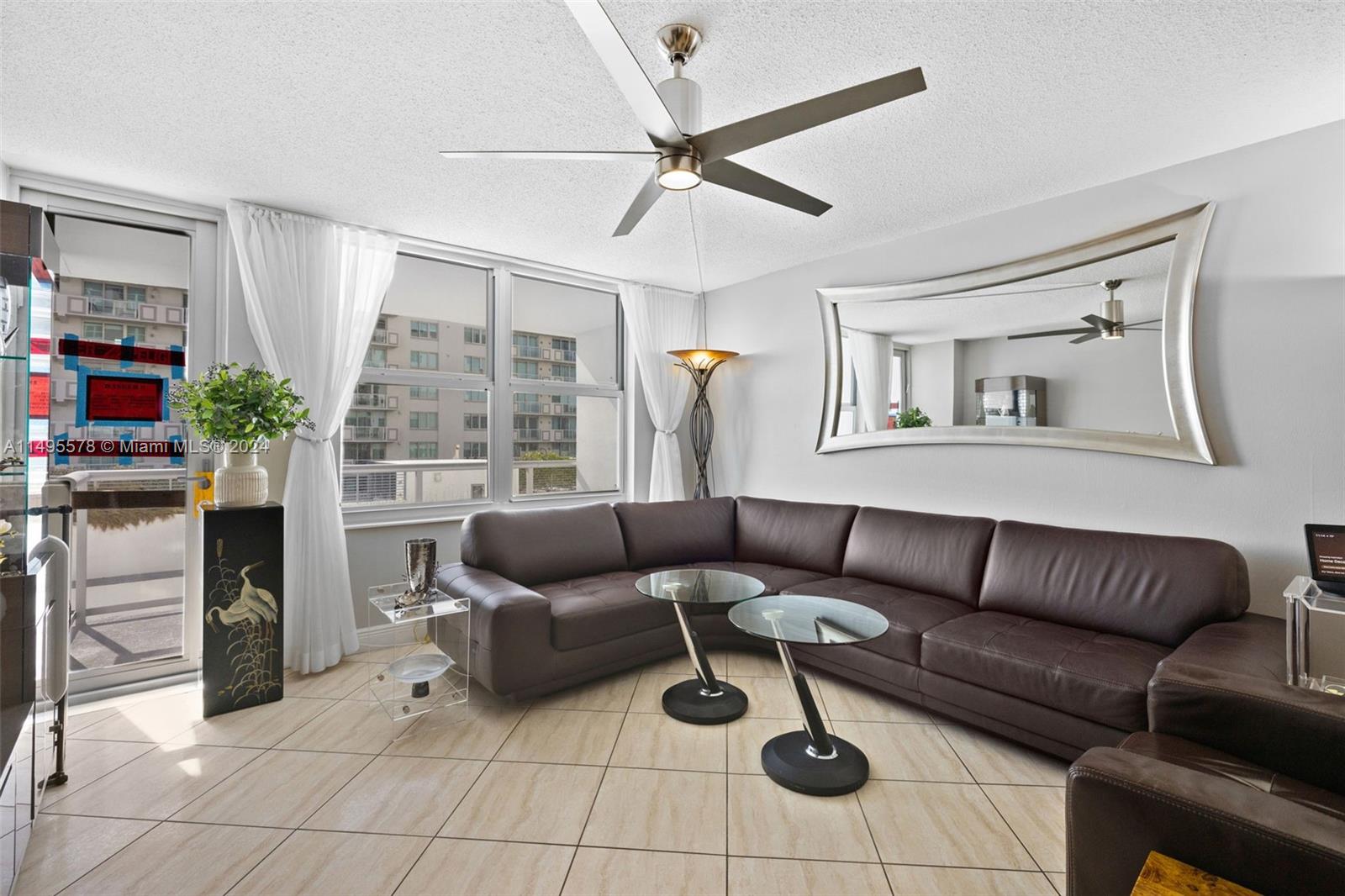 9511 Collins Ave 605, Surfside, Florida 33154, 1 Bedroom Bedrooms, ,1 BathroomBathrooms,Residential,For Sale,9511 Collins Ave 605,A11495578