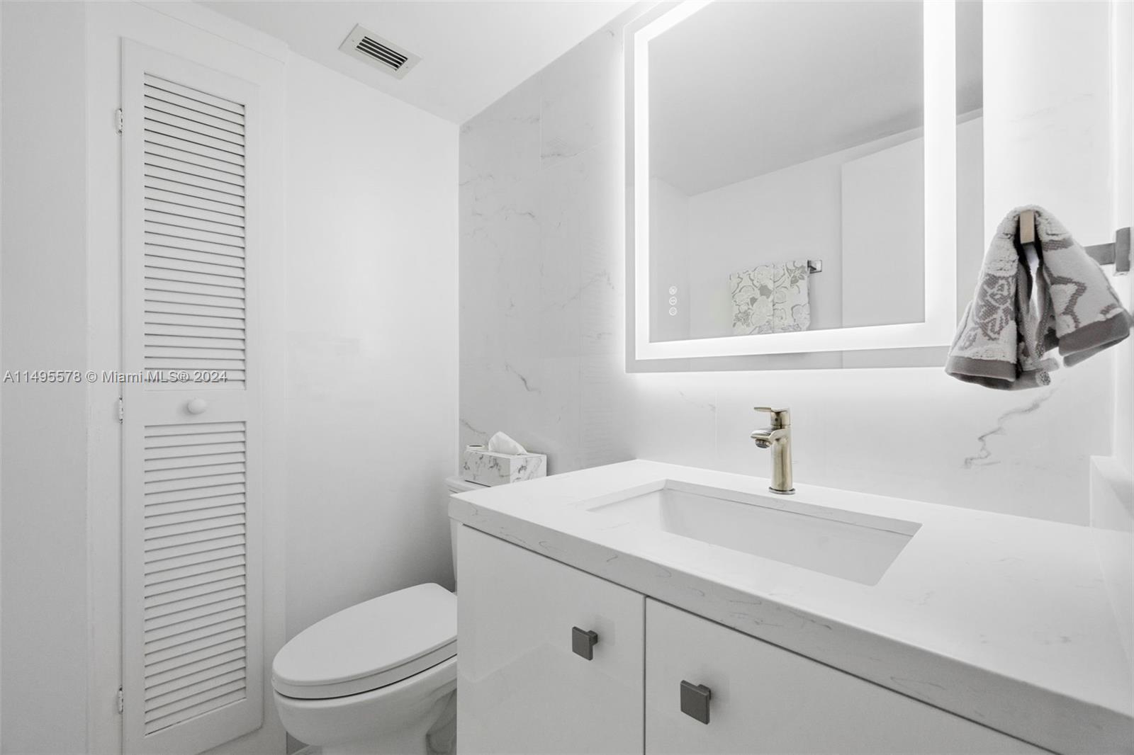 9511 Collins Ave 605, Surfside, Florida 33154, 1 Bedroom Bedrooms, ,1 BathroomBathrooms,Residential,For Sale,9511 Collins Ave 605,A11495578