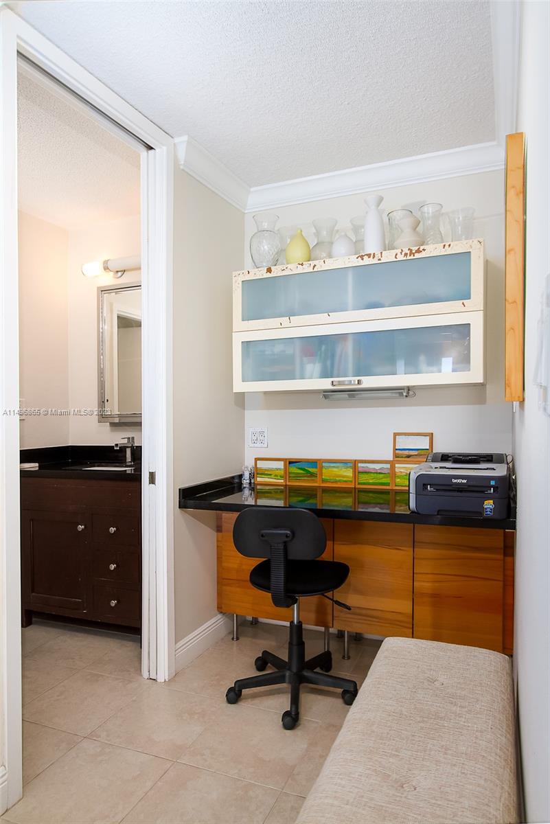 9225 Collins Ave 1201, Surfside, Florida 33154, 2 Bedrooms Bedrooms, ,2 BathroomsBathrooms,Residentiallease,For Rent,9225 Collins Ave 1201,A11496865