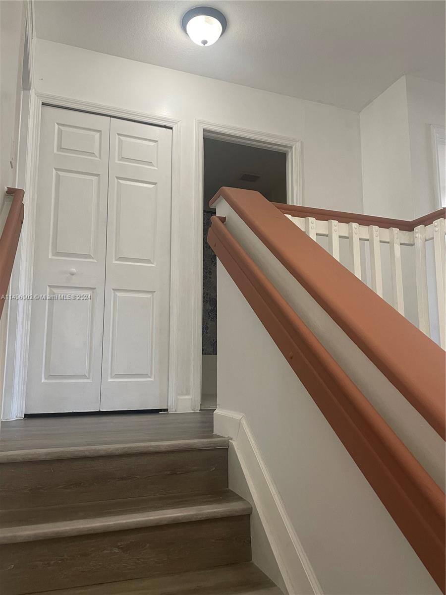 1646 SE 30th St 1646, Homestead, Florida 33035, 3 Bedrooms Bedrooms, ,2 BathroomsBathrooms,Residential,For Sale,1646 SE 30th St 1646,A11496902