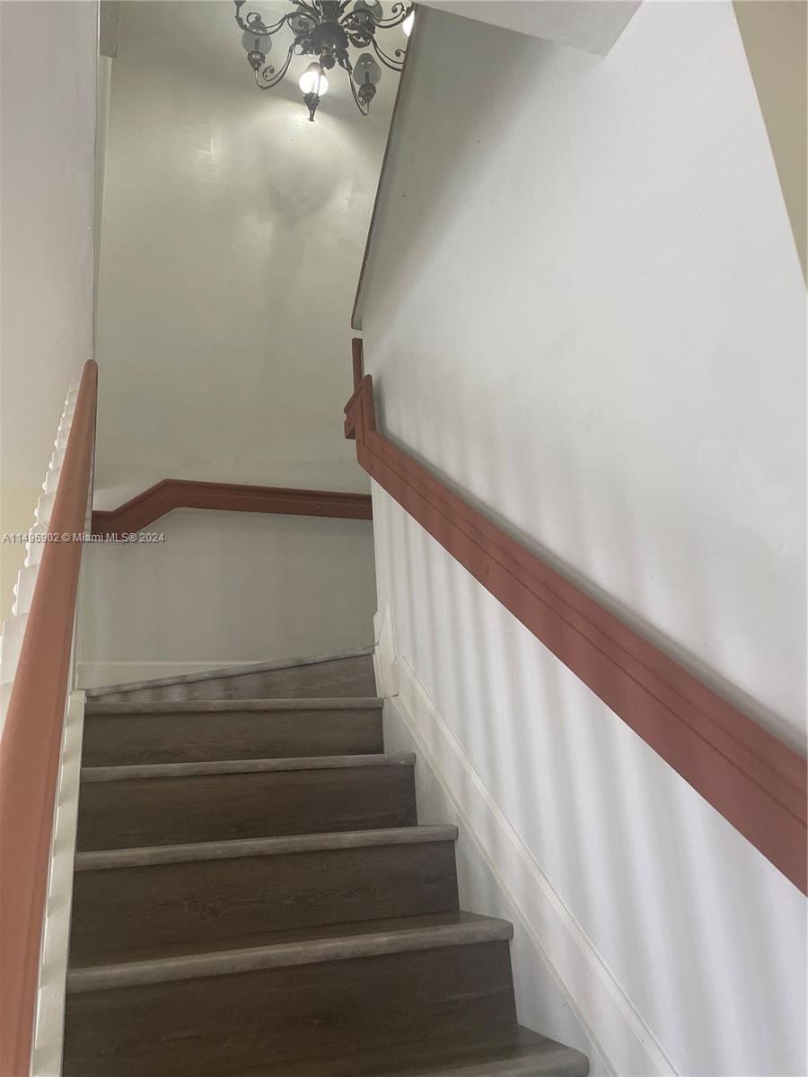 1646 SE 30th St 1646, Homestead, Florida 33035, 3 Bedrooms Bedrooms, ,2 BathroomsBathrooms,Residential,For Sale,1646 SE 30th St 1646,A11496902