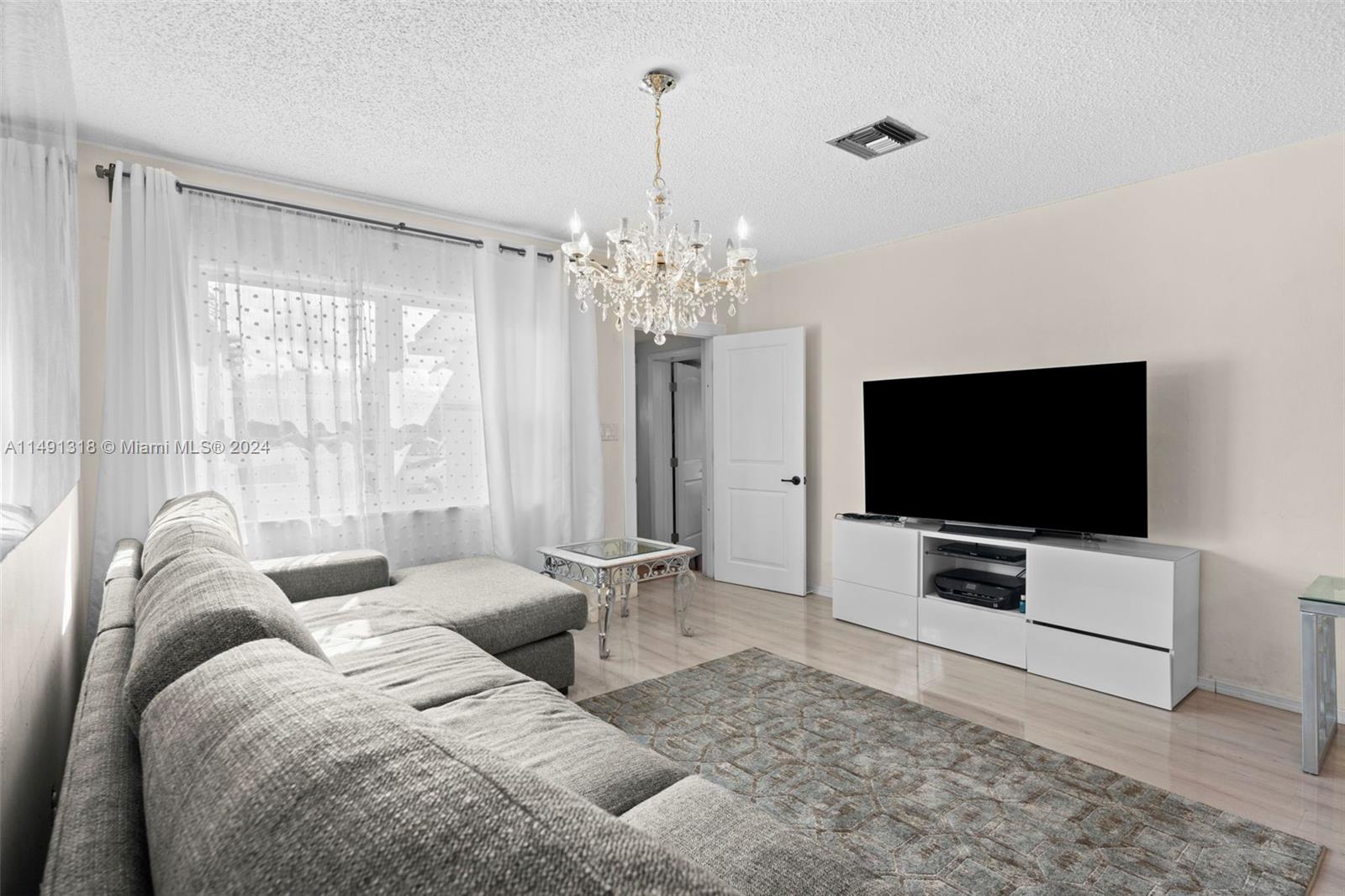 1935 Arthur St, Hollywood, Florida 33020, 4 Bedrooms Bedrooms, ,2 BathroomsBathrooms,Residential,For Sale,1935 Arthur St,A11491318