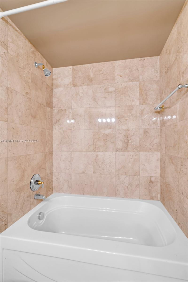 3201 183rd St, Aventura, FL, 33160 United States, 2 Bedrooms Bedrooms, ,3 BathroomsBathrooms,Residential,For Sale,183rd St,A11496448