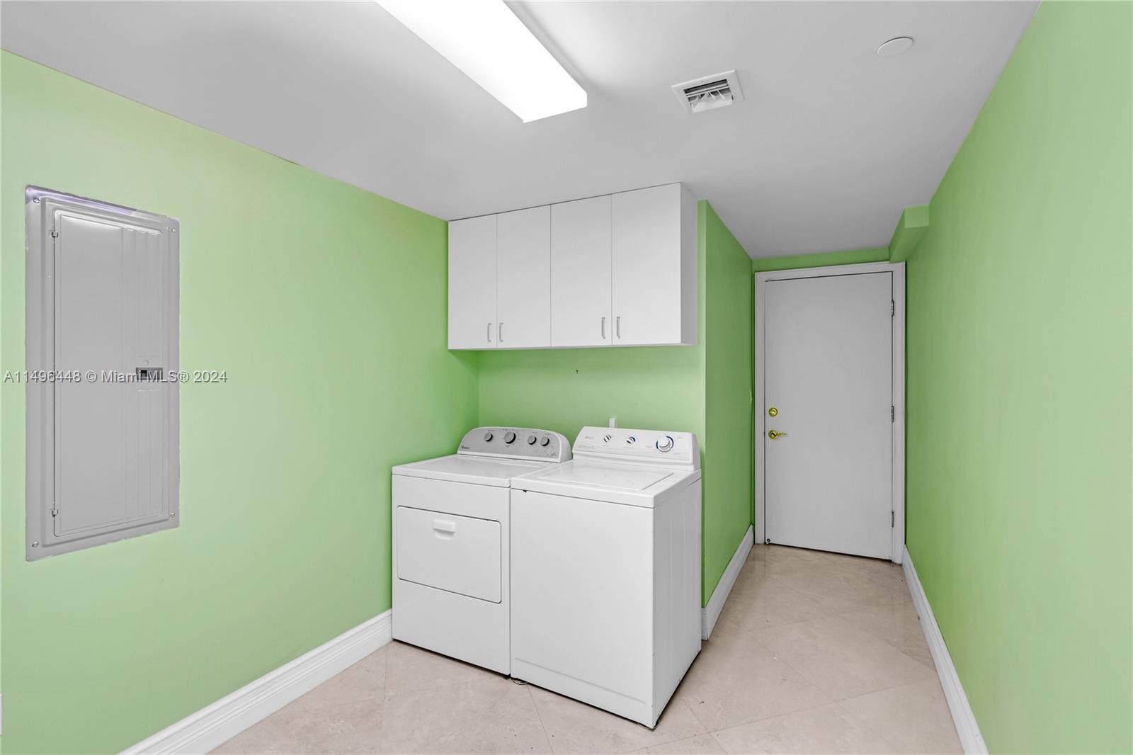 3201 183rd St, Aventura, FL, 33160 United States, 2 Bedrooms Bedrooms, ,3 BathroomsBathrooms,Residential,For Sale,183rd St,A11496448