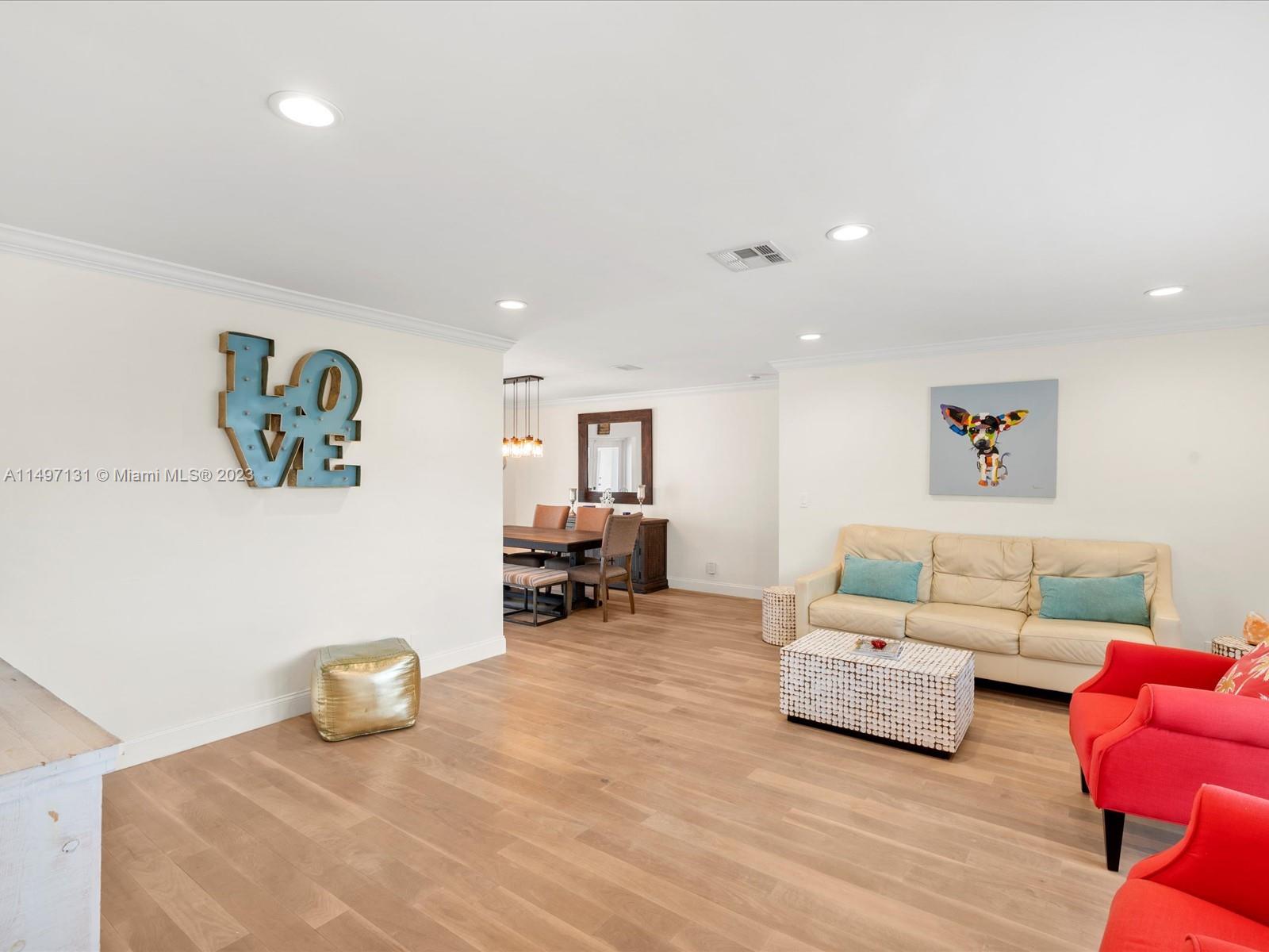 1015 S 13th Ave, Hollywood, Florida 33019, 4 Bedrooms Bedrooms, ,3 BathroomsBathrooms,Residential,For Sale,1015 S 13th Ave,A11497131