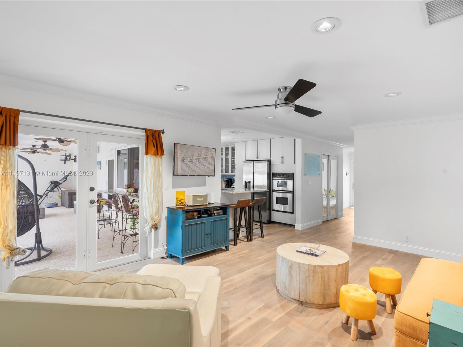 1015 S 13th Ave, Hollywood, Florida 33019, 4 Bedrooms Bedrooms, ,3 BathroomsBathrooms,Residential,For Sale,1015 S 13th Ave,A11497131