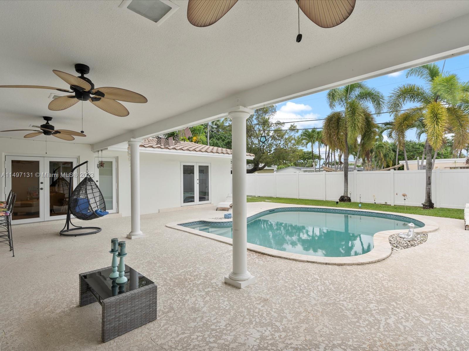 1015 S 13th Ave, Hollywood, Florida 33019, 4 Bedrooms Bedrooms, ,3 BathroomsBathrooms,Residential,For Sale,1015 S 13th Ave,A11497131