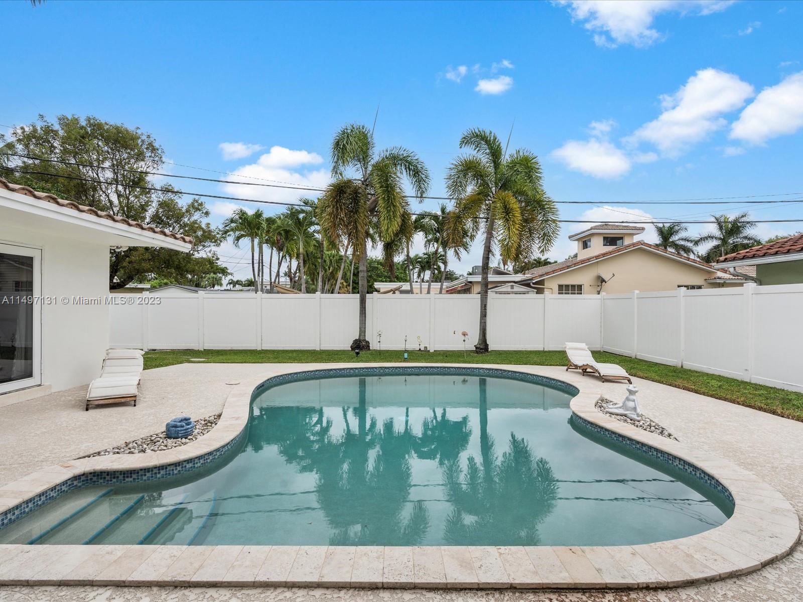 1015 S 13th Ave, Hollywood, Florida 33019, 4 Bedrooms Bedrooms, ,3 BathroomsBathrooms,Residential,For Sale,1015 S 13th Ave,A11497131