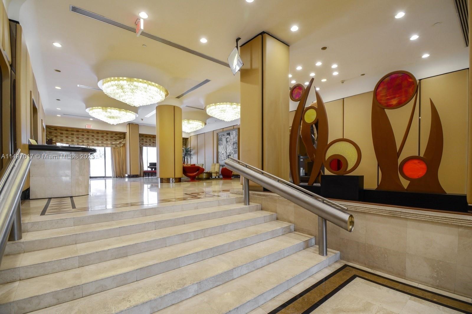 Lobby Entrance w/ 24 hr concierge.