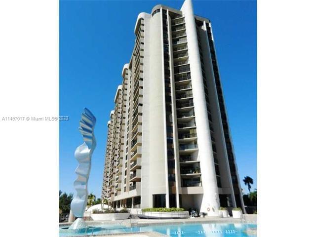 Cricket Club Condo Pool