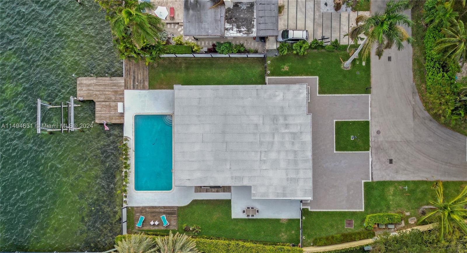 7821 Beachview Dr, North Bay Village, FL, 33141 United States, 3 Bedrooms Bedrooms, ,2 BathroomsBathrooms,Residential,For Sale,Beachview Dr,A11494831