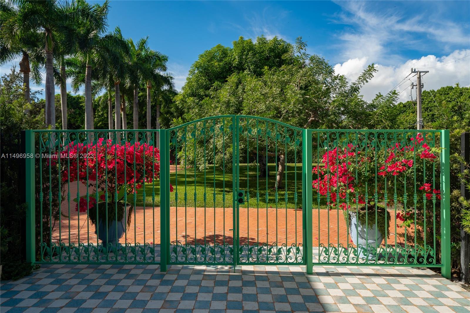 7601 Old Cutler Rd, Coral Gables, FL, 33143 United States, 4 Bedrooms Bedrooms, ,4 BathroomsBathrooms,Residential,For Sale,Old Cutler Rd,A11496958