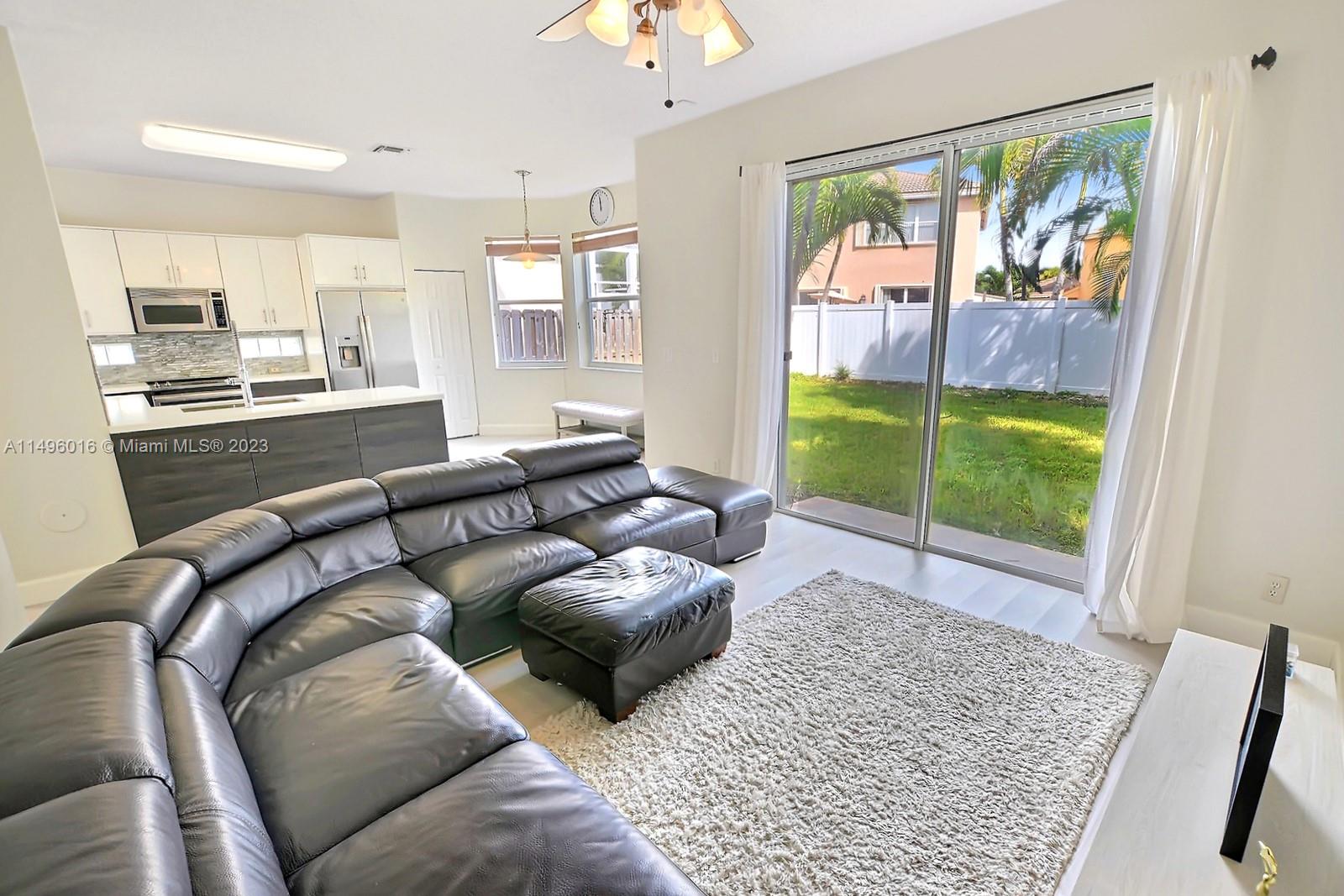 Listing Photo 8