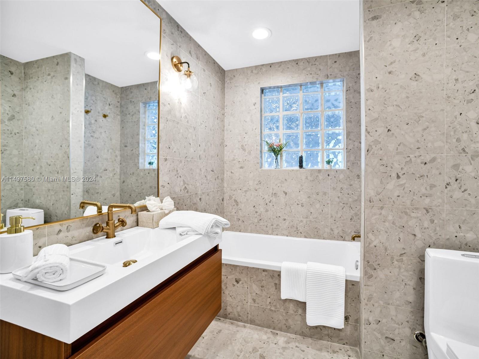 2095 Keystone Blvd, North Miami, Florida 33181, 4 Bedrooms Bedrooms, ,3 BathroomsBathrooms,Residential,For Sale,2095 Keystone Blvd,A11497580