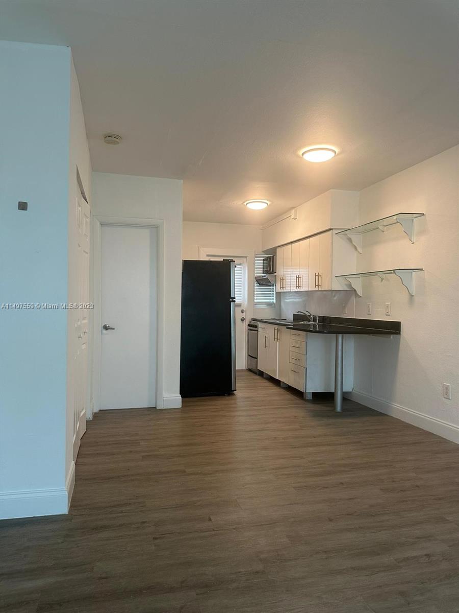 300 74th St 17, Miami Beach, Florida 33141, ,1 BathroomBathrooms,Residential,For Sale,300 74th St 17,A11497559