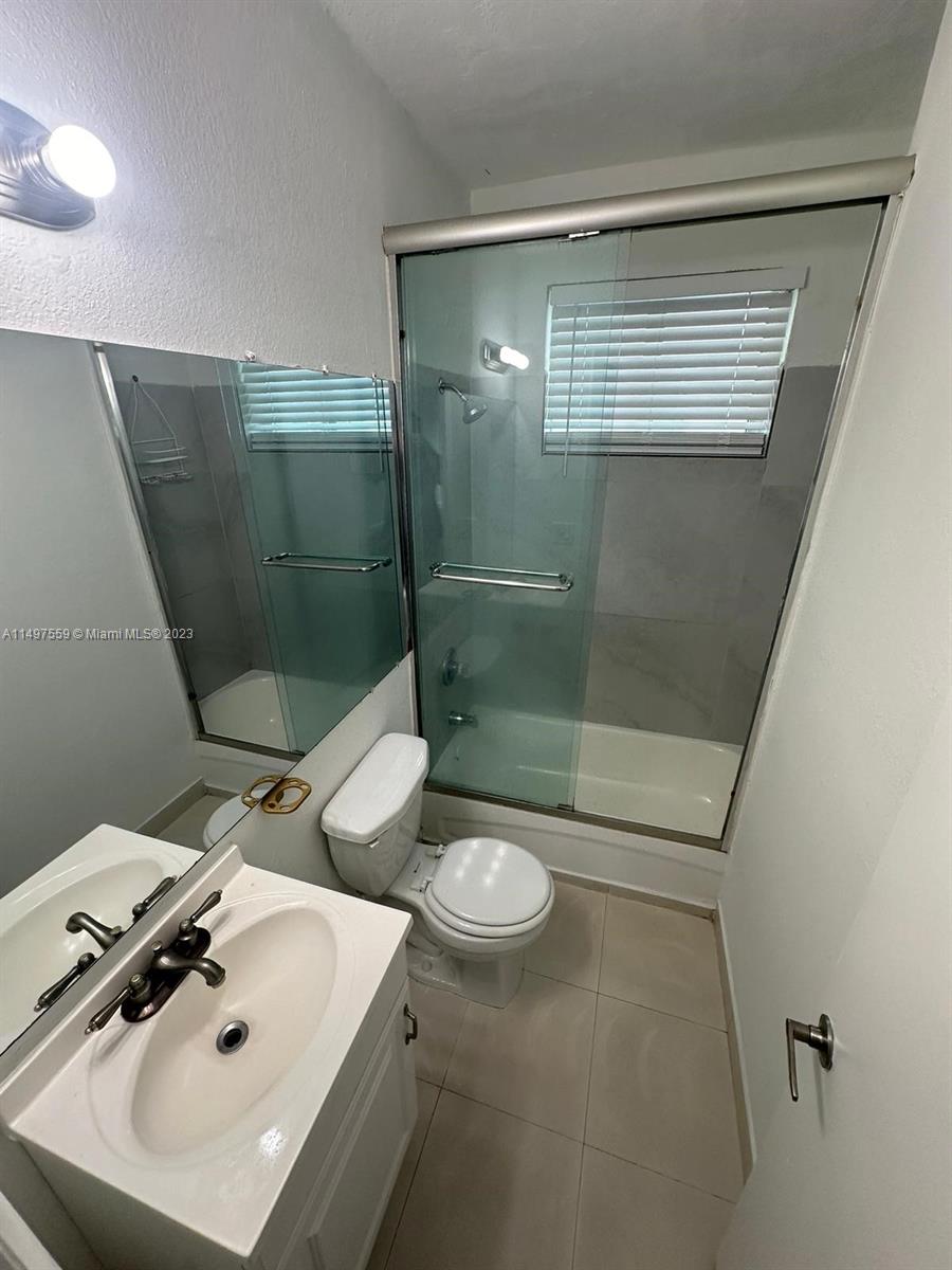 300 74th St 17, Miami Beach, Florida 33141, ,1 BathroomBathrooms,Residential,For Sale,300 74th St 17,A11497559