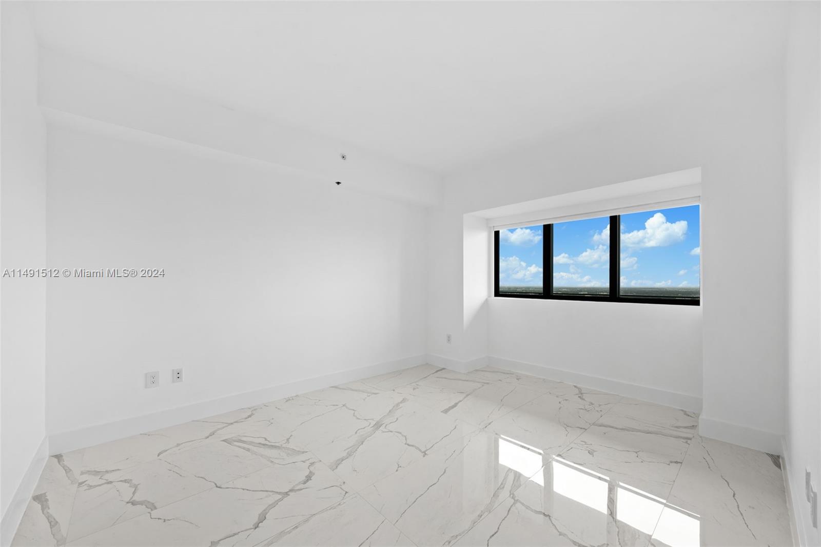 650 NE 32nd St 4404, Miami, Florida 33137, 2 Bedrooms Bedrooms, ,3 BathroomsBathrooms,Residential,For Sale,650 NE 32nd St 4404,A11491512