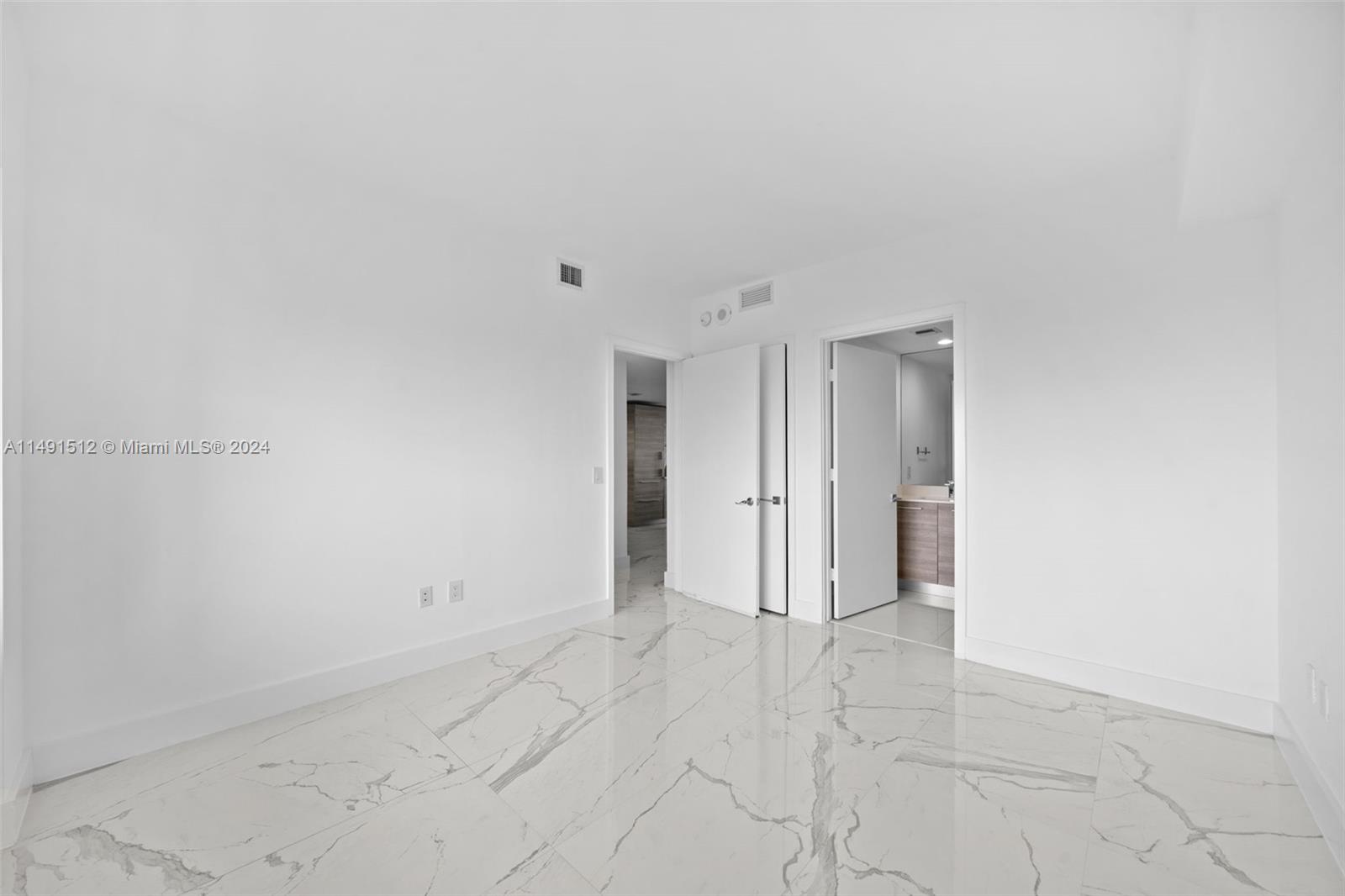 650 NE 32nd St 4404, Miami, Florida 33137, 2 Bedrooms Bedrooms, ,3 BathroomsBathrooms,Residential,For Sale,650 NE 32nd St 4404,A11491512