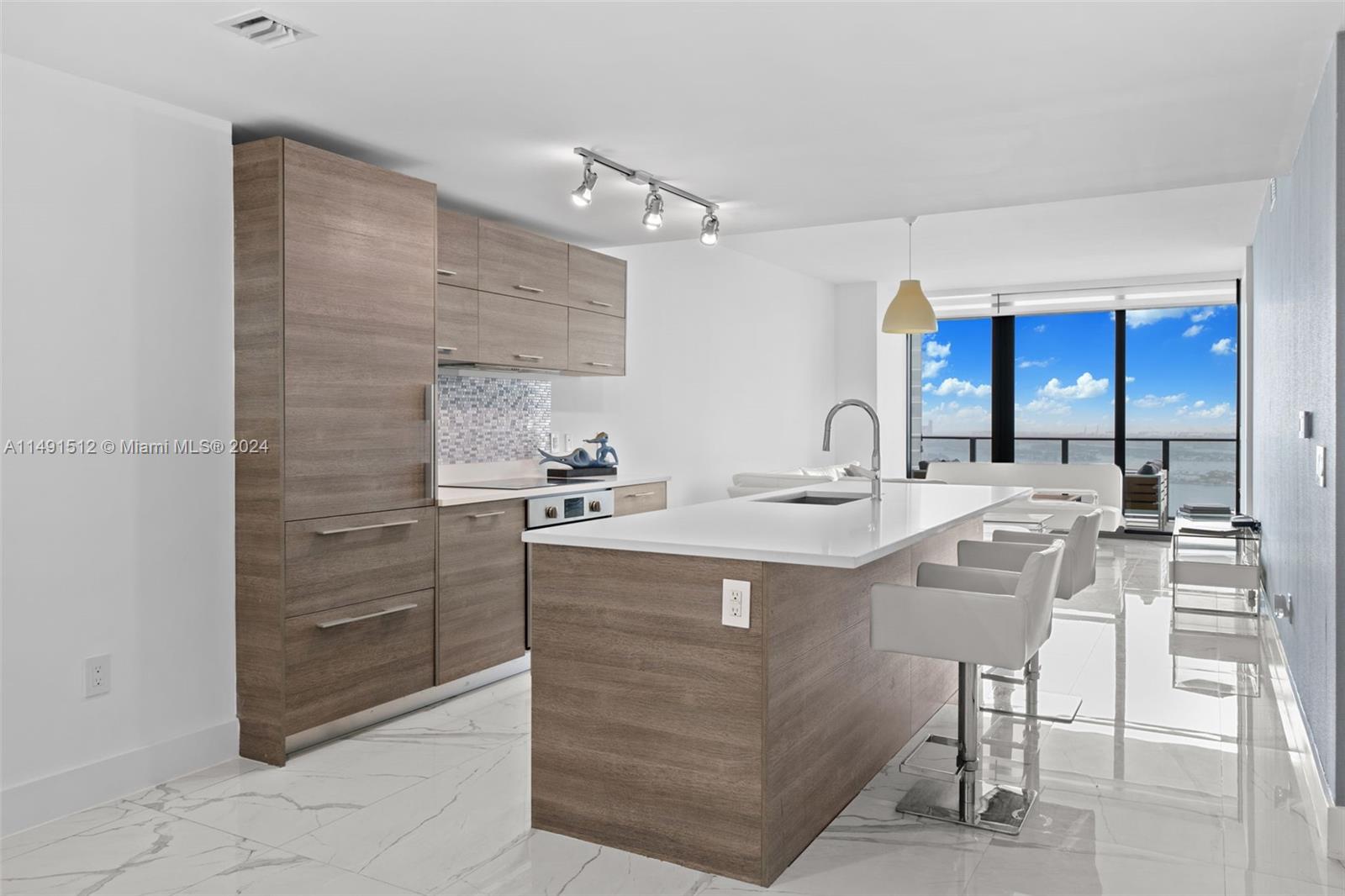 650 NE 32nd St 4404, Miami, Florida 33137, 2 Bedrooms Bedrooms, ,3 BathroomsBathrooms,Residential,For Sale,650 NE 32nd St 4404,A11491512