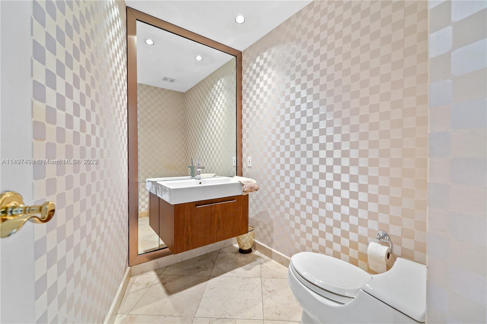 9601 Collins Ave 808, Bal Harbour, Florida 33154, 2 Bedrooms Bedrooms, ,2 BathroomsBathrooms,Residentiallease,For Rent,9601 Collins Ave 808,A11497498